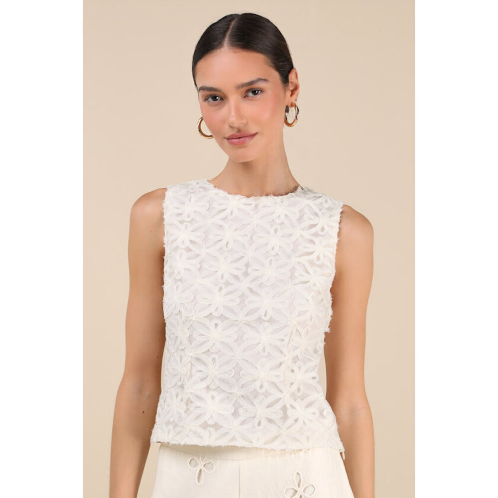 Lulus Charissa Ivory Textured Sleeveless Crew Neck Top White - Size XS
